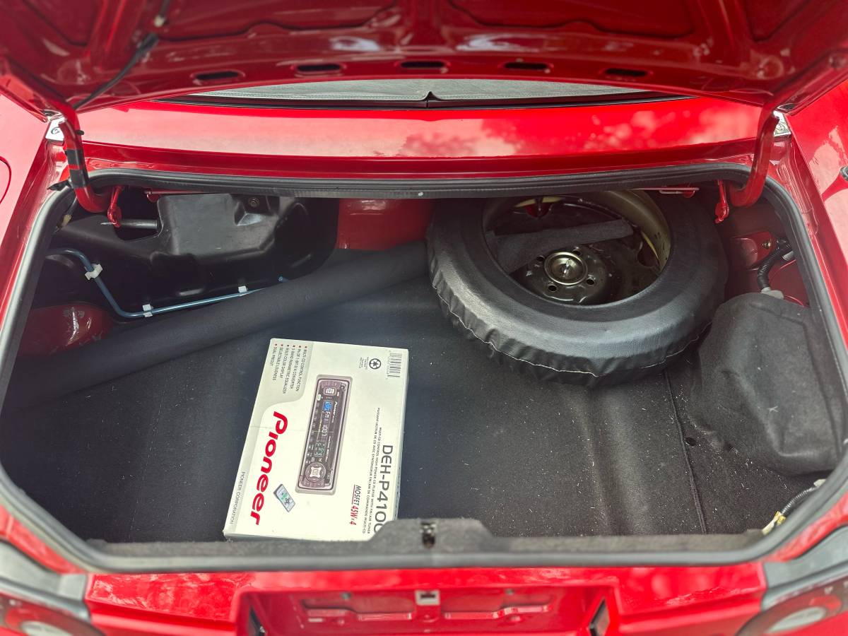 Mazda-mx-5-miata-1990-red-17