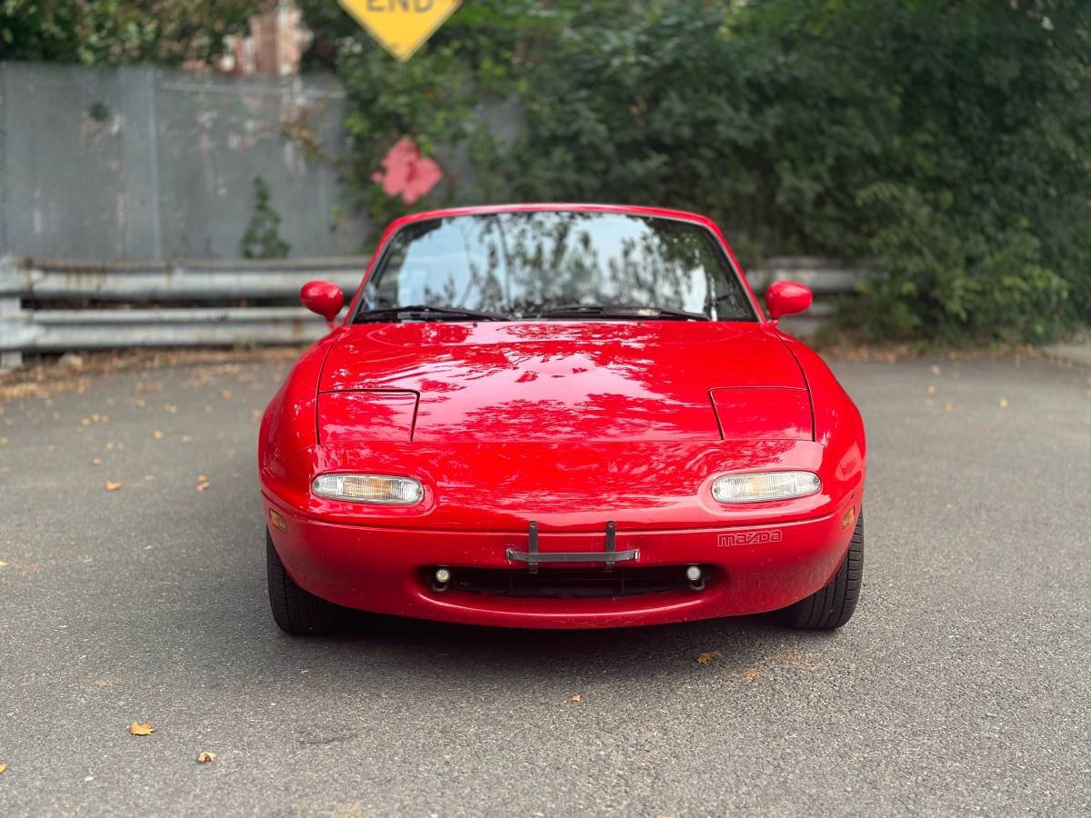 Mazda-mx-5-miata-1990-red-3