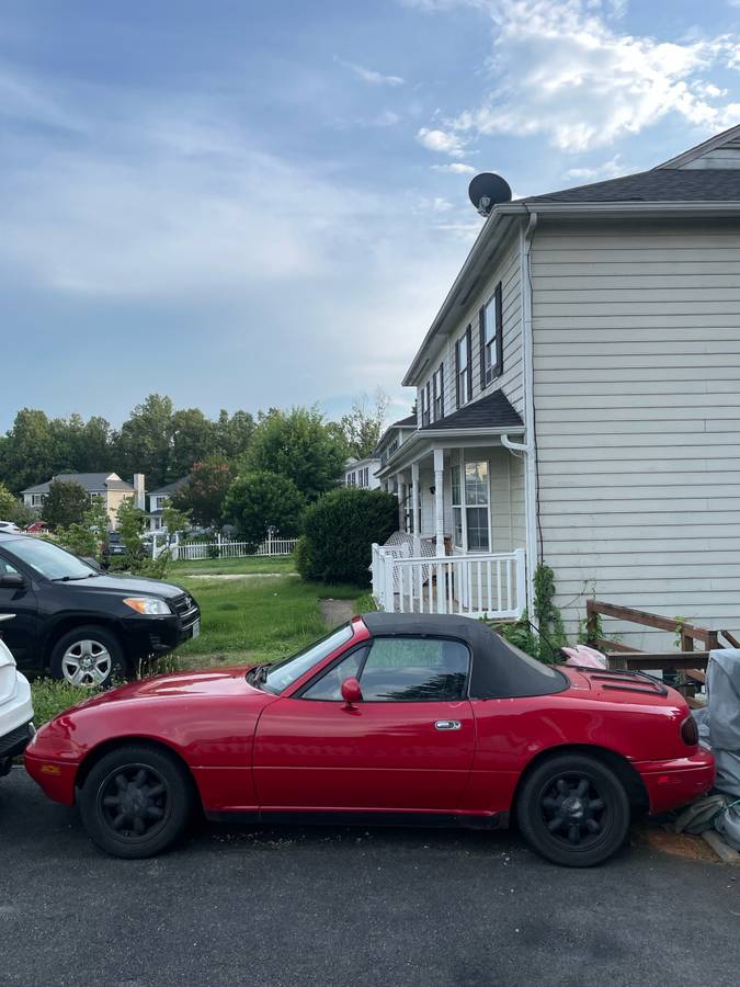 Mazda-mx-5-miata-1990-red-4