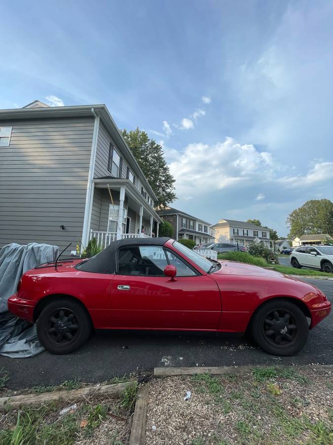 Mazda-mx-5-miata-1990-red-8