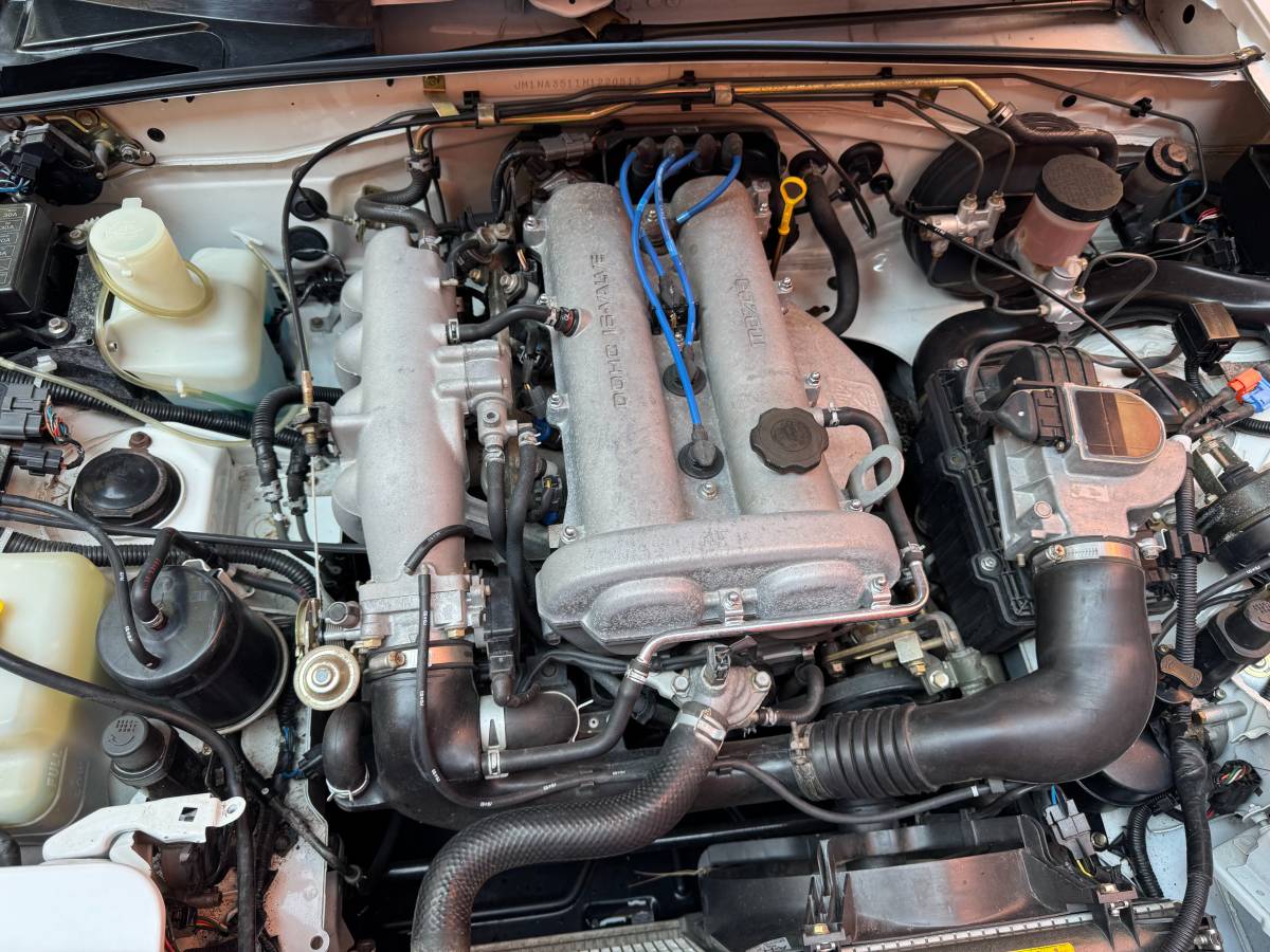 Mazda-mx-5-miata-1991-white-1