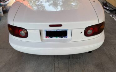 Mazda-mx-5-miata-1991-white-2
