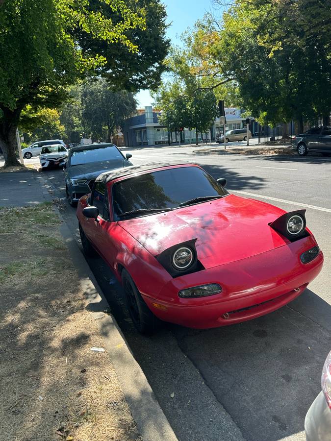 Mazda-mx-5-miata-1992-red