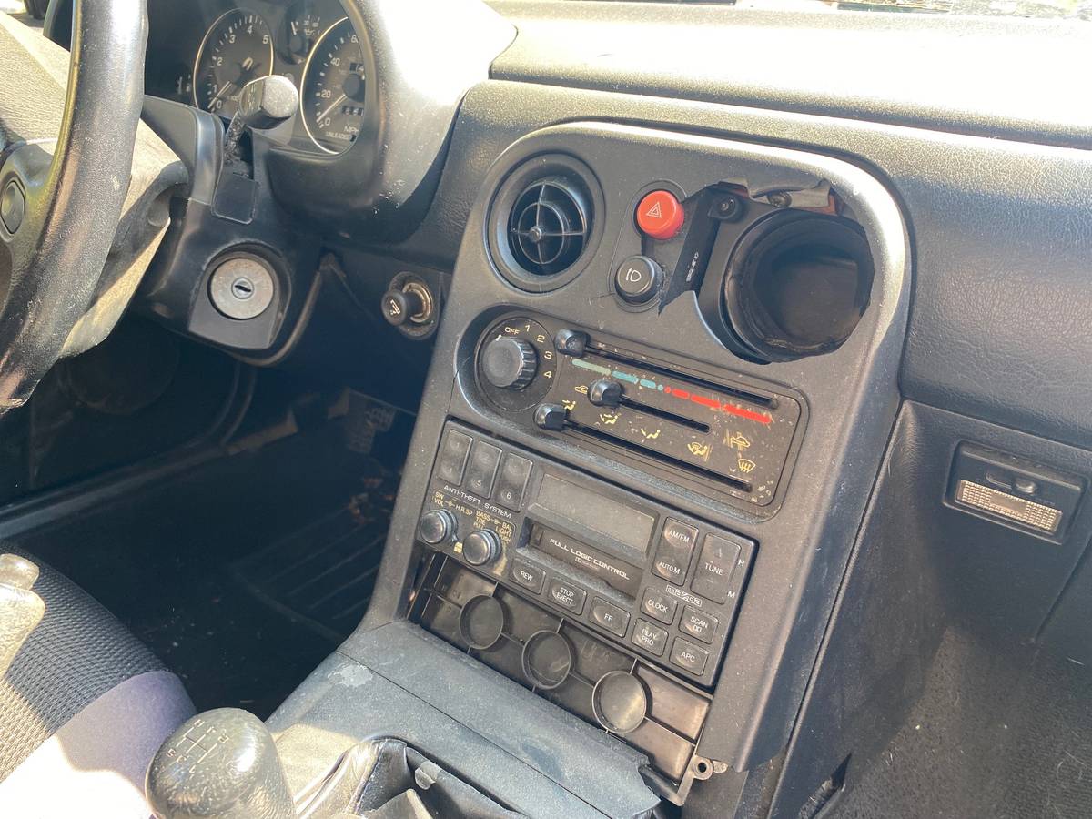 Mazda-mx-5-miatta-1990-blue-2