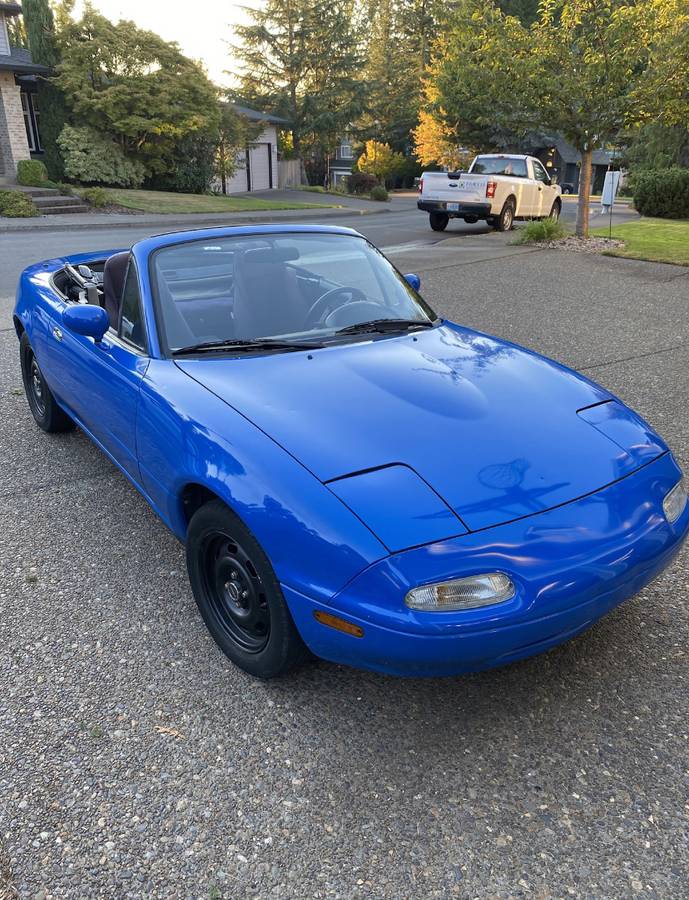 Mazda-mx-5-miatta-1990-blue