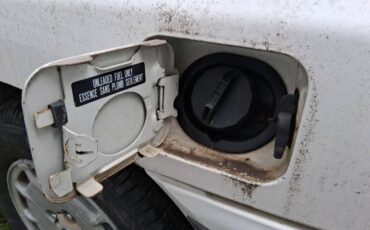 Mazda-mx6-1989-white-14