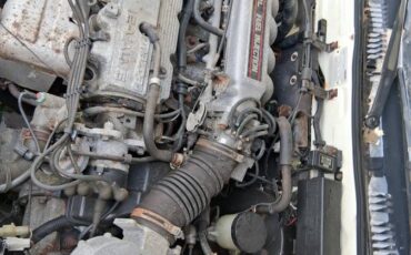 Mazda-mx6-1989-white-7