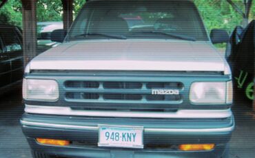 Mazda-navajo-lx-1991-silver