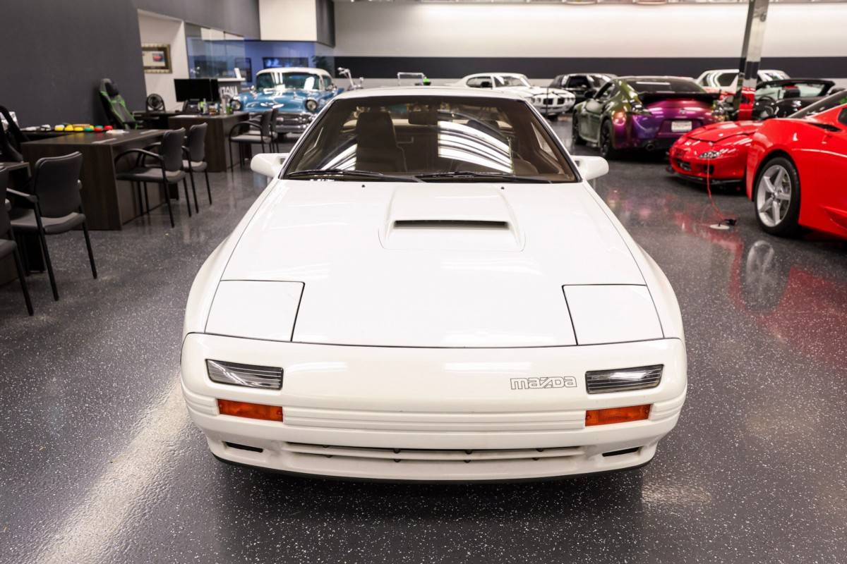 Mazda-rx-7-10th-anniversary-tur-1988-white-2