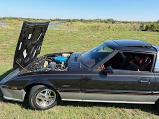 Mazda-rx-7-1984-black-17