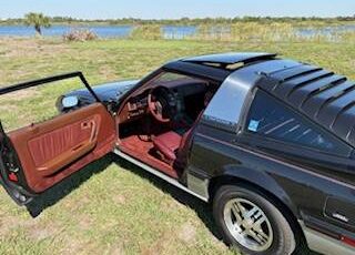 Mazda-rx-7-1984-black