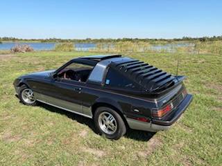 Mazda-rx-7-1984-black-4