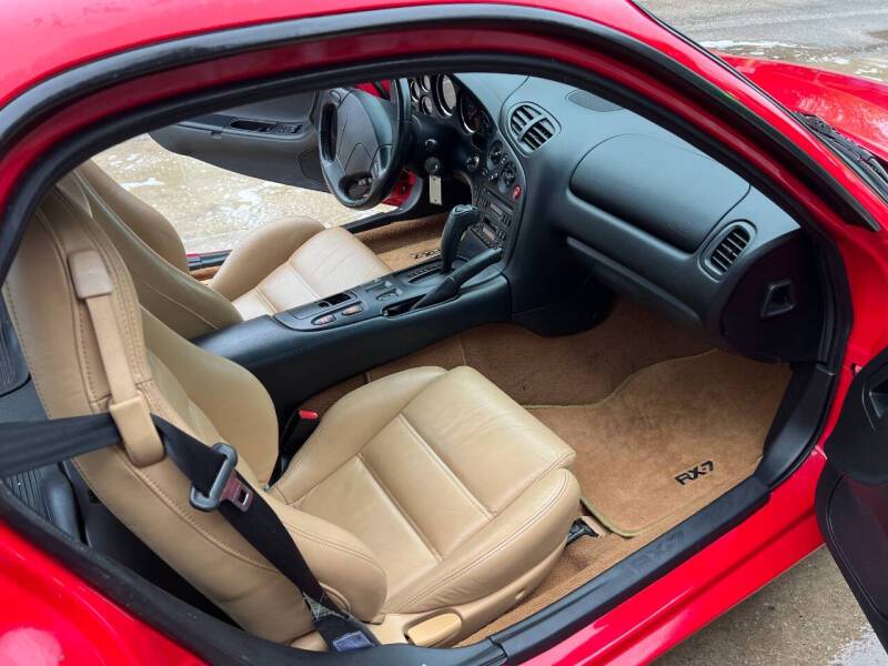 Mazda-rx-7-1994-red-10