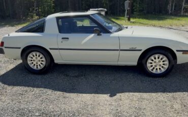 Mazda-rx7-1979-white-2