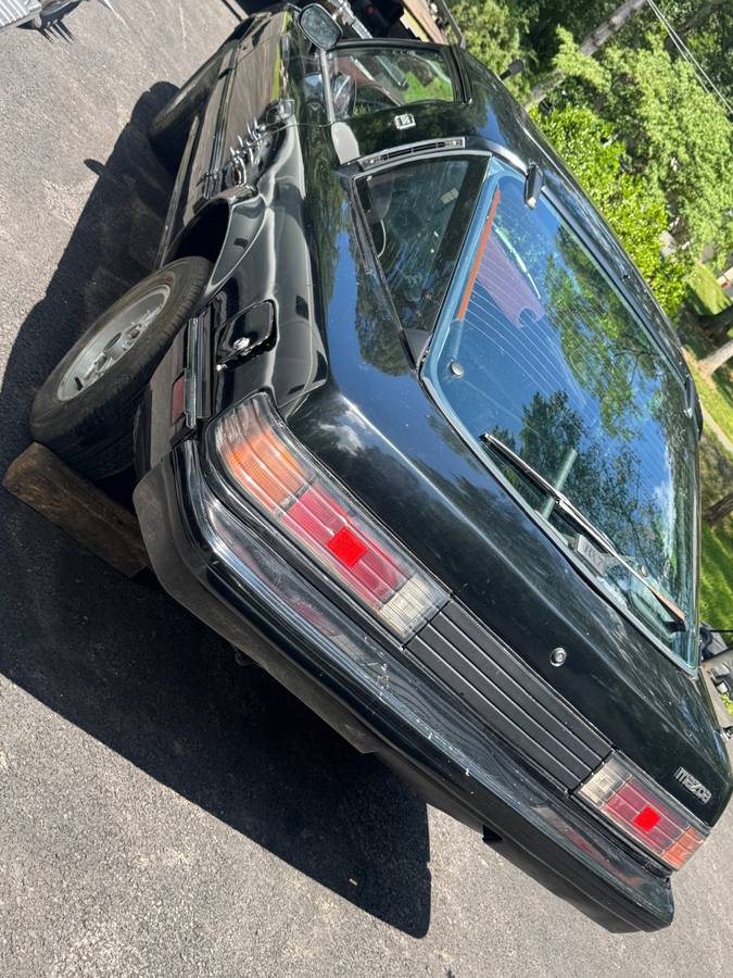 Mazda-rx7-1982-3