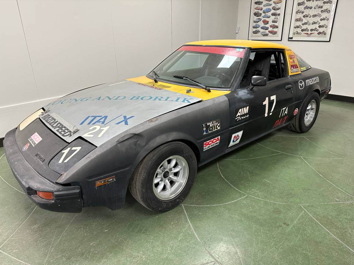 Mazda-rx7-1983-black