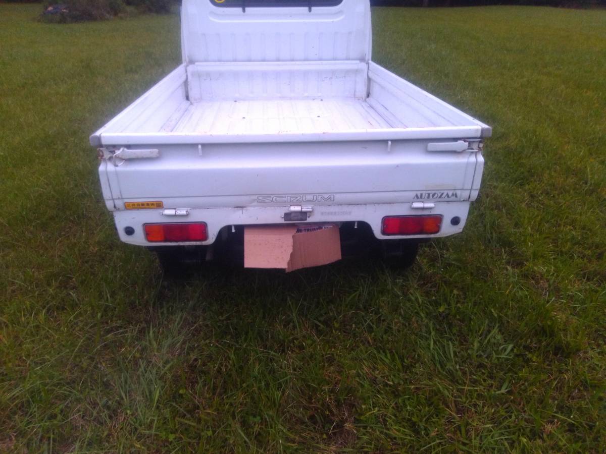 Mazda-scrum-1995-white-2