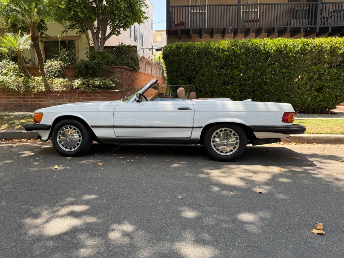 Mb-1987-white-9
