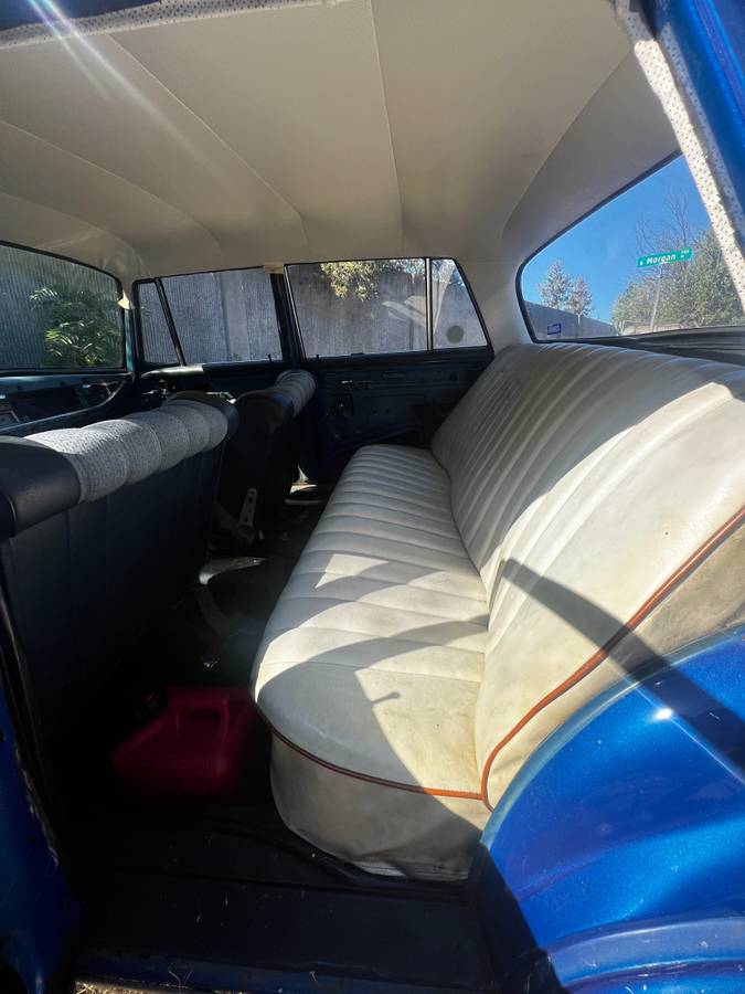 Mercedes-110-chassis-diesel-1965-blue-4