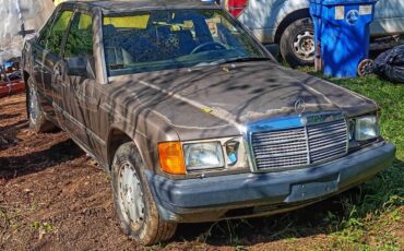 Mercedes-190e-1987-1