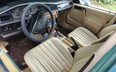 Mercedes-190e-2.3-1993-blue-3