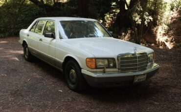 Mercedes-1988-white-1