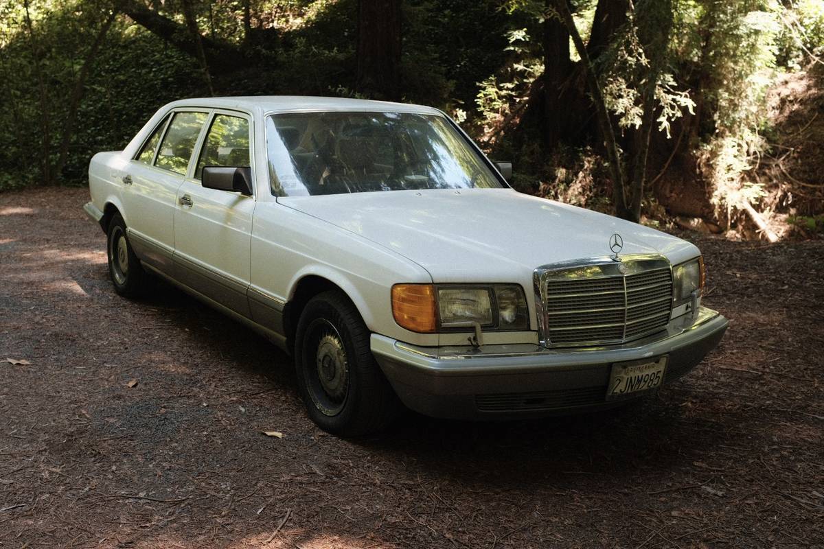 Mercedes-1988-white-1