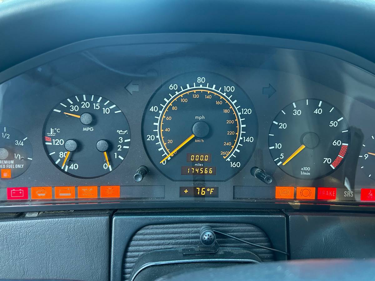 Mercedes-1992-8