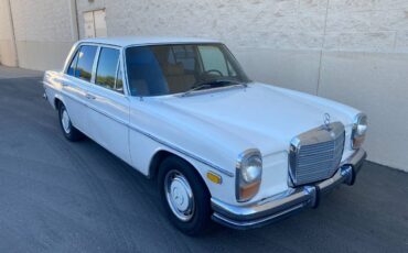 Mercedes-250-1972-white-23