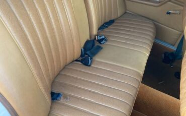 Mercedes-250-1972-white-25