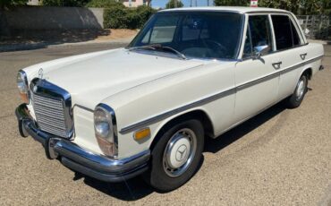 Mercedes-250-1972-white-5