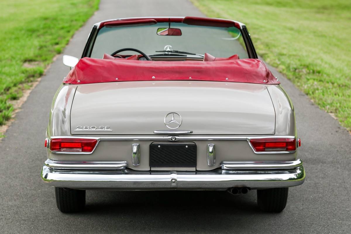 Mercedes-280se-1969-grey-2