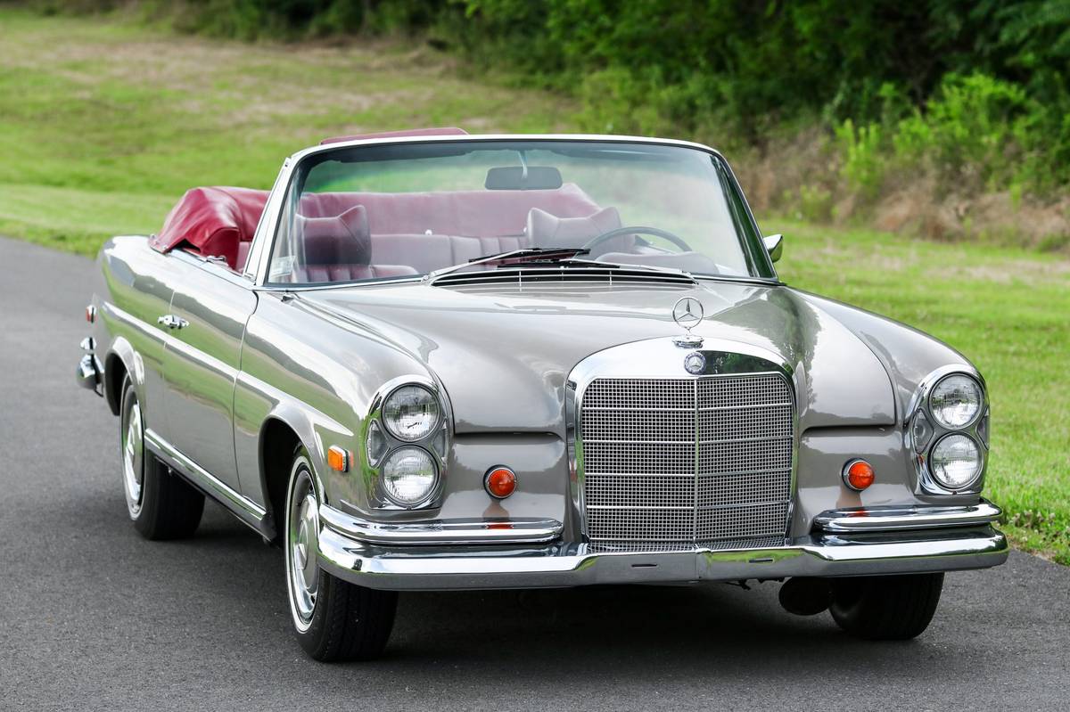 Mercedes-280se-1969-grey-4