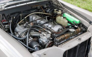 Mercedes-280se-1969-grey-7