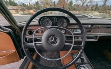 Mercedes-280sel-4.5-1972-brown-13