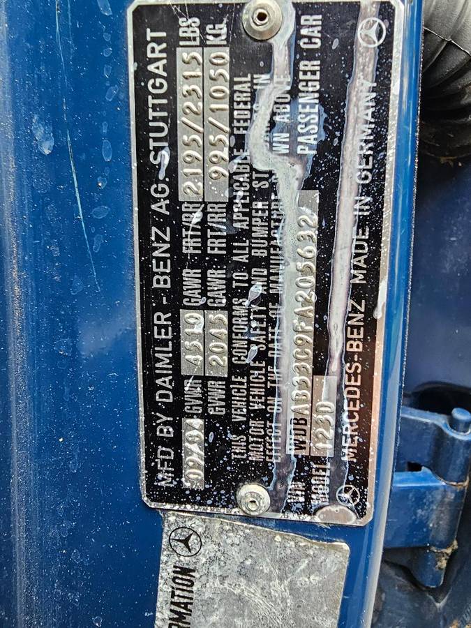 Mercedes-300-d-diesel-1985-5