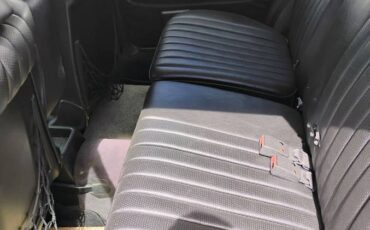 Mercedes-300-td-diesel-1985-white-6
