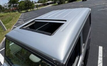 Mercedes-300ge-1990-silver-6