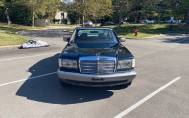 Mercedes-300sd-diesel-1982-black