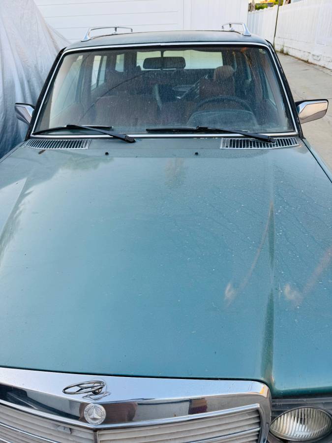 Mercedes-300td-non-turbo-wagon-diesel-1980-3