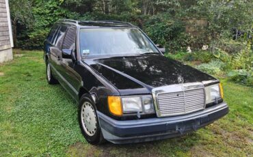 Mercedes-300te-1989-black