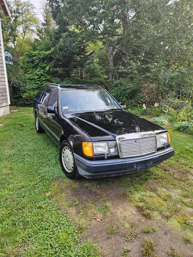 Mercedes-300te-1989-black