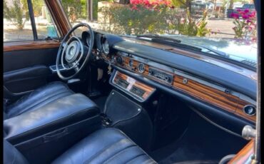 Mercedes-600-w100-1970-11