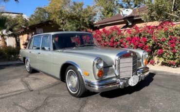 Mercedes-600-w100-1970-2