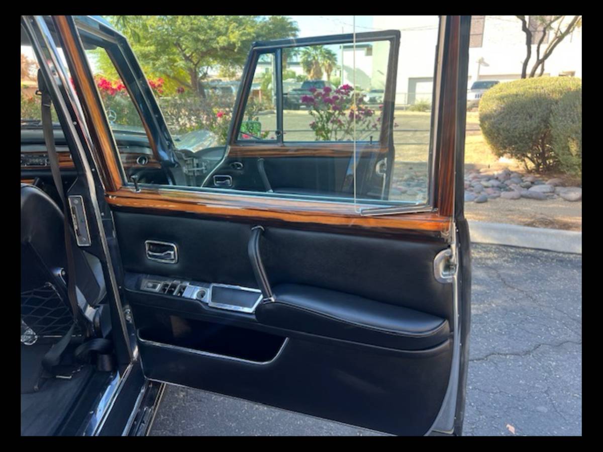 Mercedes-600-w100-1970-22