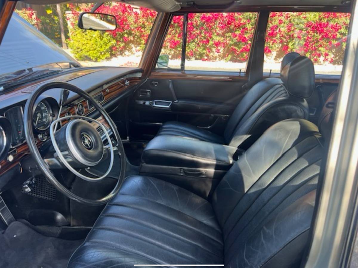 Mercedes-600-w100-1970-23