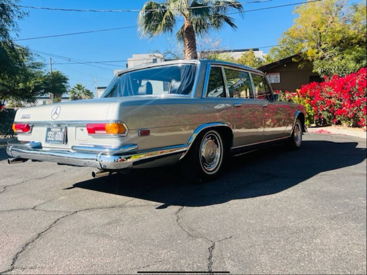 Mercedes-600-w100-1970-4
