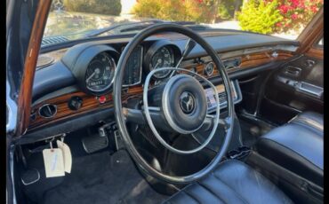 Mercedes-600-w100-1970-8