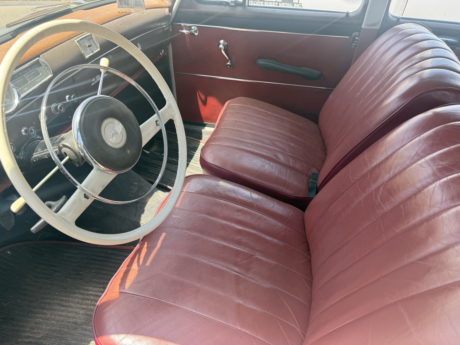 Mercedes-Benz-190-D-1960-3