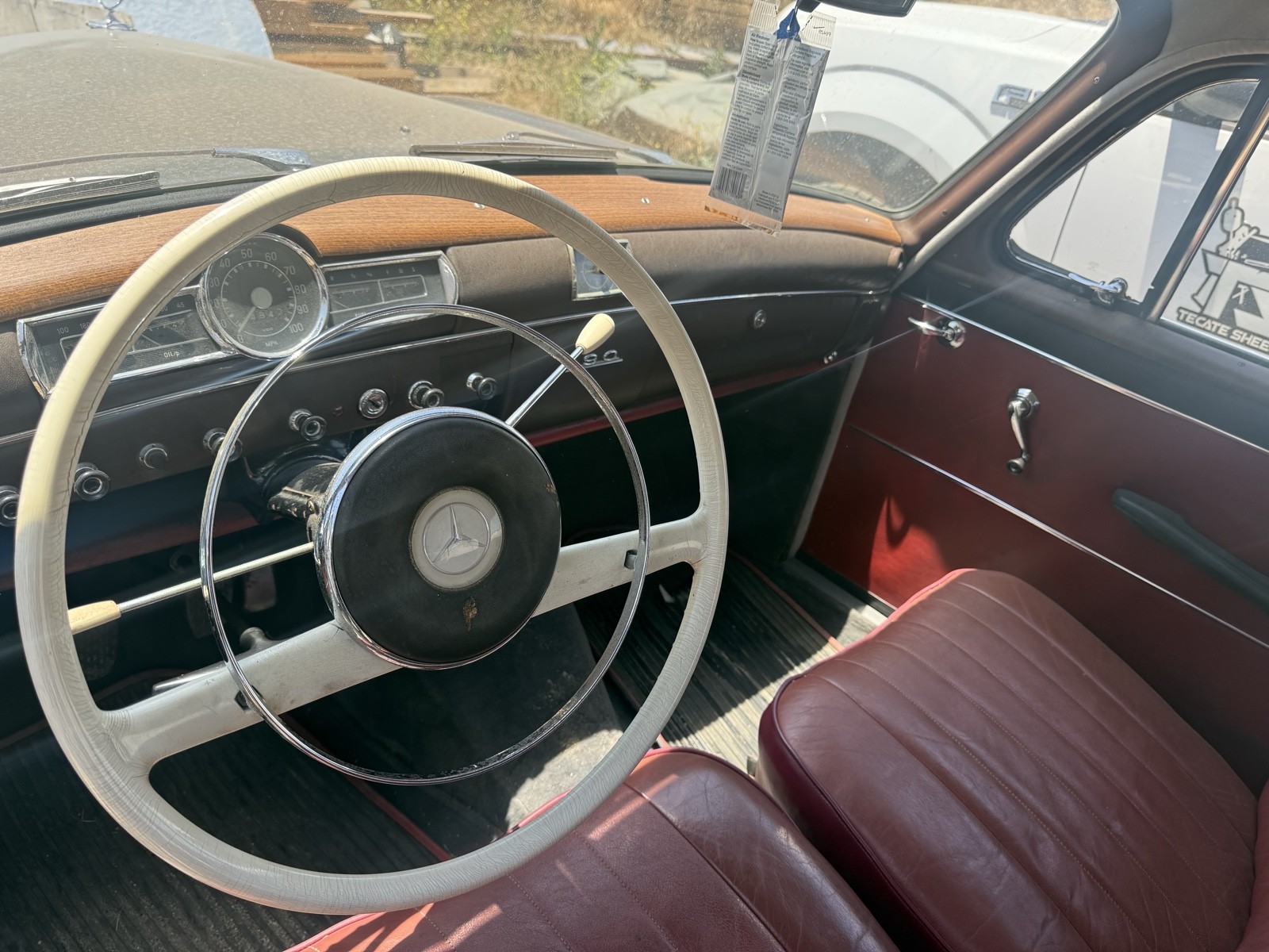 Mercedes-Benz-190-D-1960-4